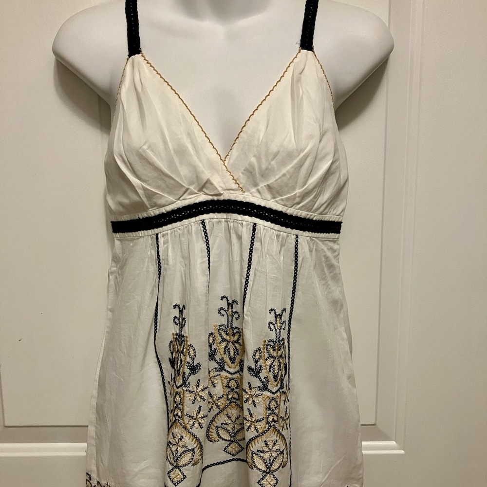 XXI Forever 21 Small Embroidered Boho Peasant White Shirt Top Women's Babydoll